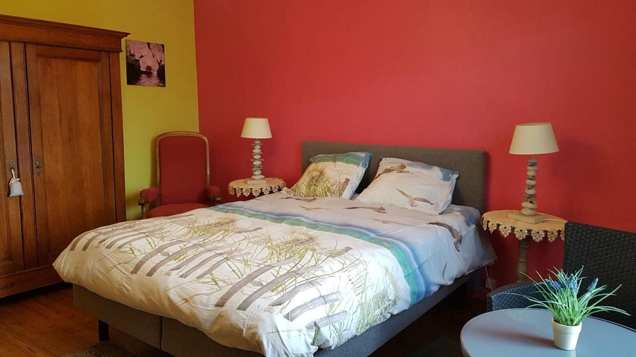 B&B Au Jardin Fleuri Marche-en-Famenne Zewnętrze zdjęcie